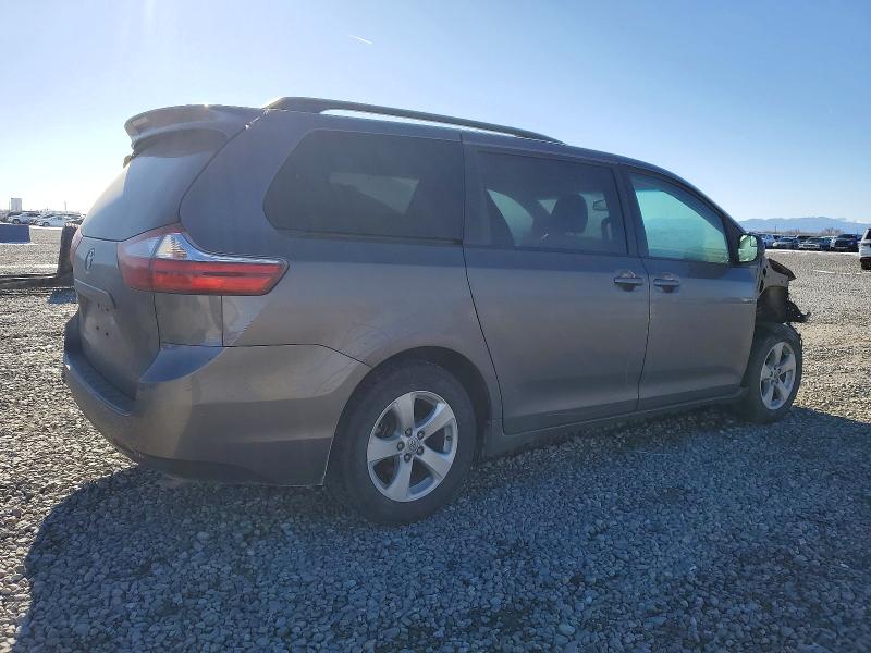 Photo 3 from auction – 2015 TOYOTA SIENNA LE with VIN 5TDKK3DC0FS580610