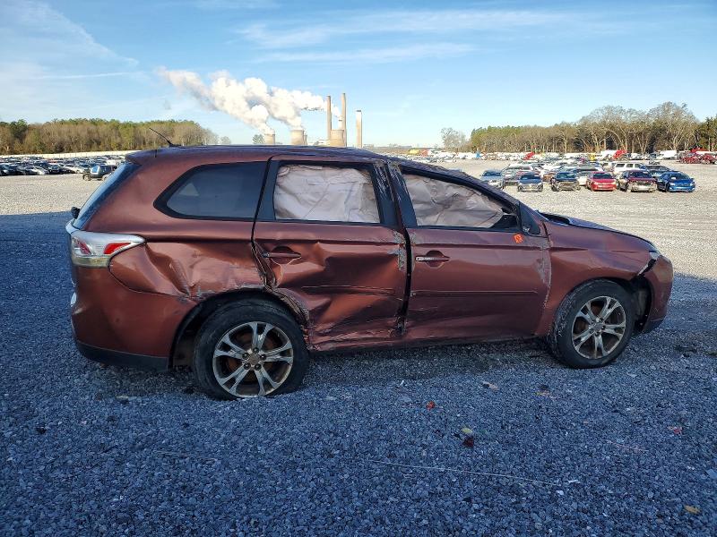 Photo 3 from auction – 2014 MITSUBISHI OUTLANDER with VIN JA4AD3A37EZ014025