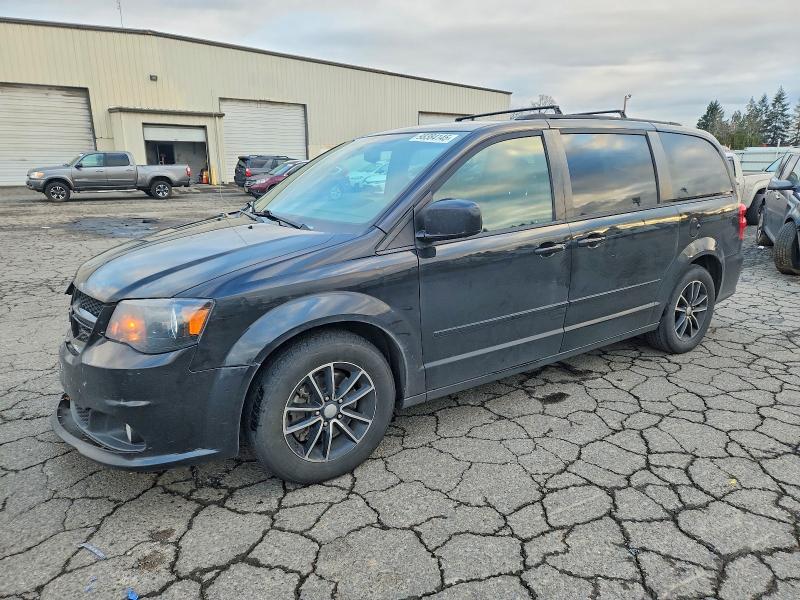 DODGE GRAND CARAVAN 2015 with VIN 2C4RDGEGXFR747338 - Photo from auction