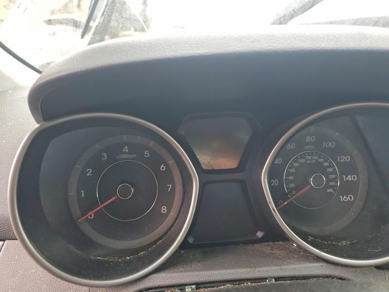 Photo 9 from auction – 2012 HYUNDAI ELANTRA GL with VIN 5NPDH4AE1CH097583