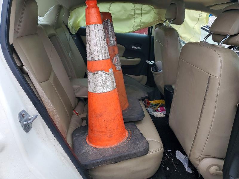 Photo 10 from auction – 2011 CHRYSLER 200 with VIN 1C3BC2FGXBN503383