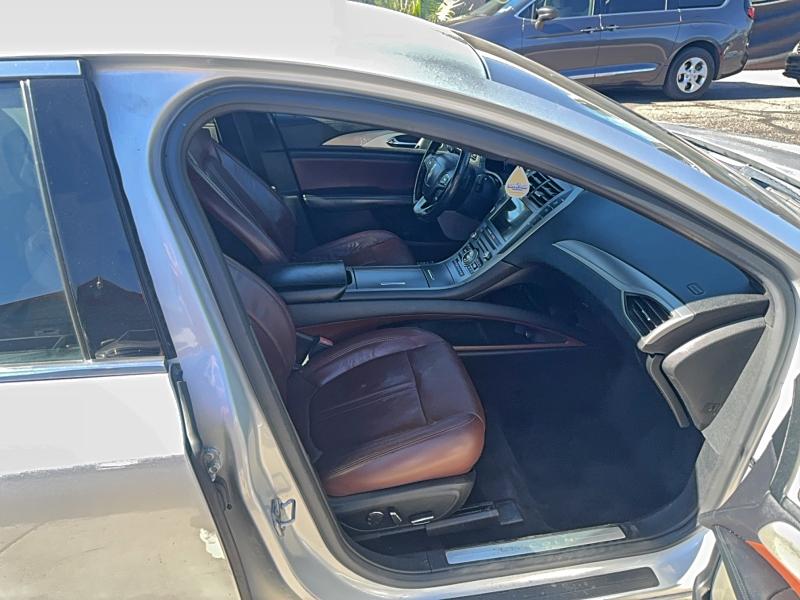 Photo 5 from auction – 2017 LINCOLN MKZ RESERV with VIN 3LN6L5E93HR605496