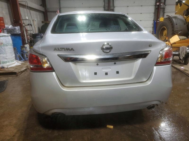 Photo 6 from auction – 2015 NISSAN ALTIMA 2.5 with VIN 1N4AL3AP0FC297468