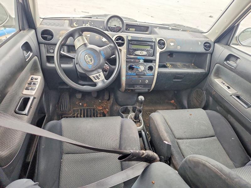 Photo 8 from auction – 2006 TOYOTA SCION with VIN JTLKT334264115270