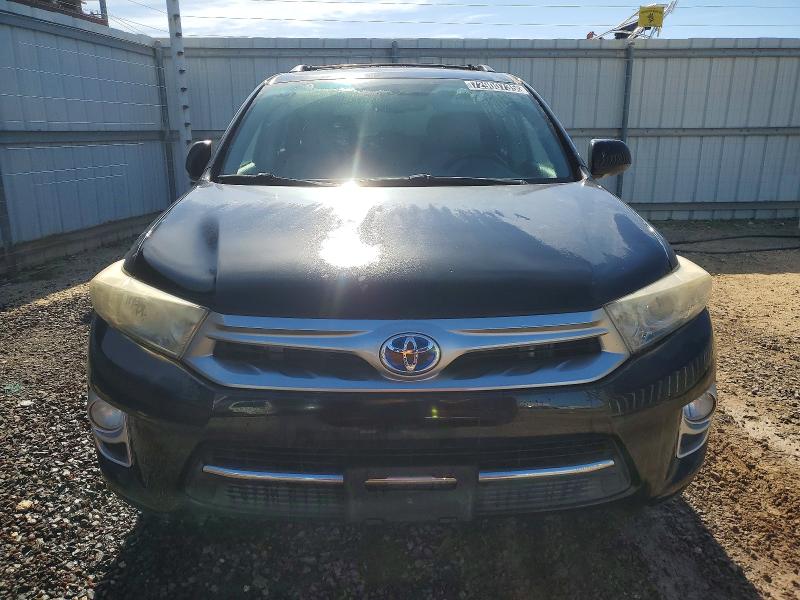 Photo 5 from auction – 2011 TOYOTA HIGHLANDER with VIN JTEDC3EH8B2000629