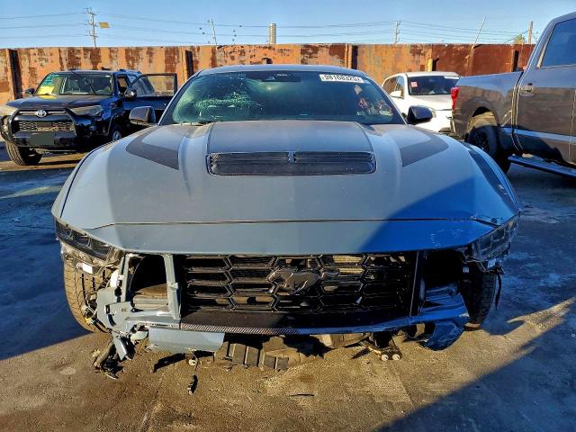 Снимка 5 от търг – 2024 FORD MUSTANG DA с VIN 1FA6P8R03R5502790