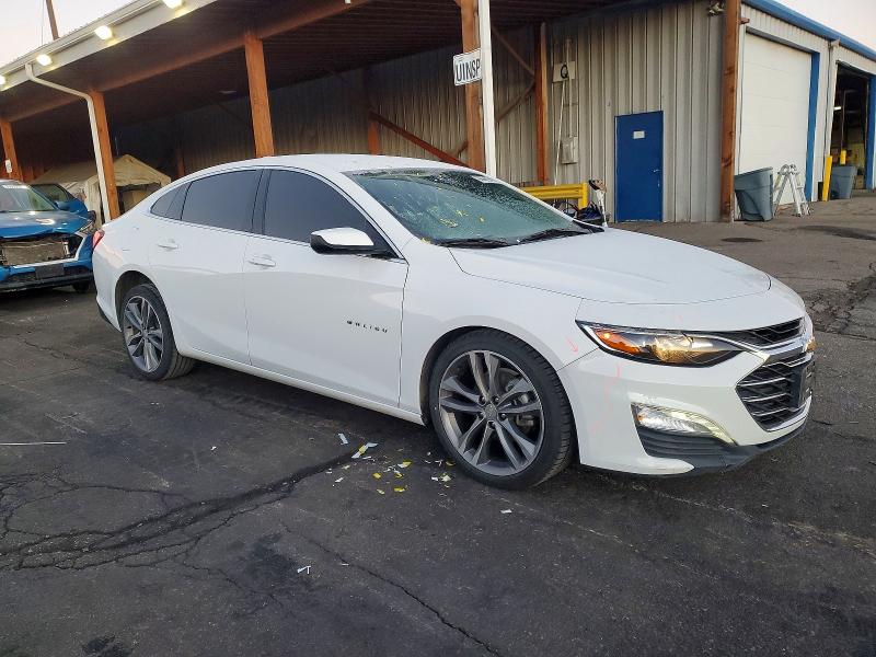 Photo 4 from auction – 2021 CHEVROLET MALIBU with VIN 1G1ZD5ST1MF077620