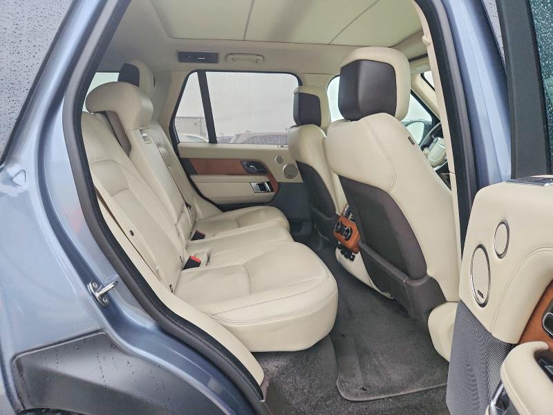 Photo 11 from auction – 2019 LAND ROVER RANGE ROVER with VIN SALGS2RE0KA527240