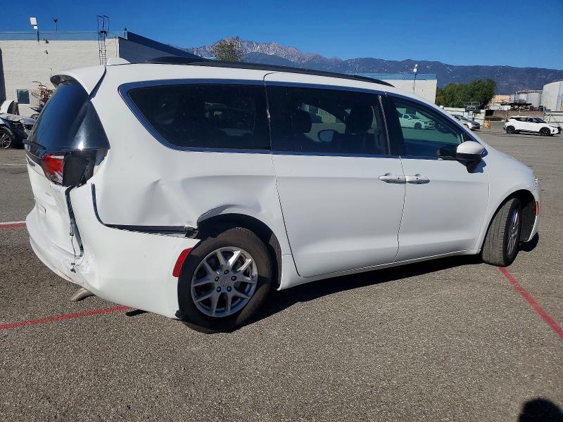 Photo 3 from auction – 2020 CHRYSLER VOYAGER with VIN 2C4RC1DG7LR157790
