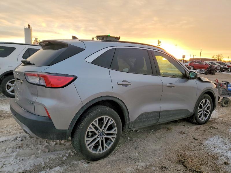 Photo 3 from auction – 2021 FORD ESCAPE with VIN 1FMCU9CZ1MUA51498