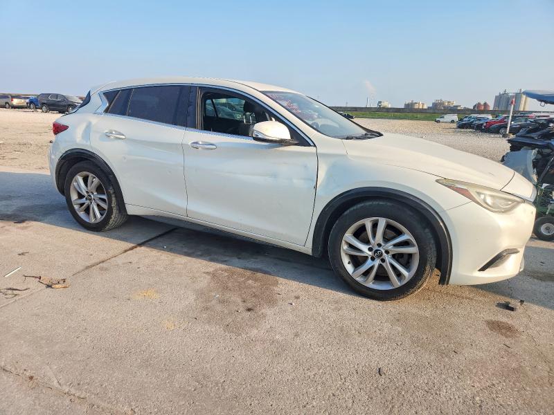 Photo 4 from auction – 2018 INFINITY QX30 with VIN SJKCH5CP7JA051497