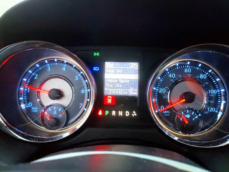 Photo 9 from auction – 2011 CHRYSLER TOWN & COU with VIN 2A4RR8DGXBR677725
