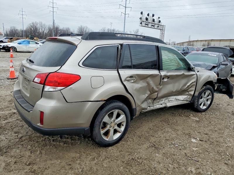 Photo 3 from auction – 2014 SUBARU OUTBACK with VIN 4S4BRCFC9E3280763