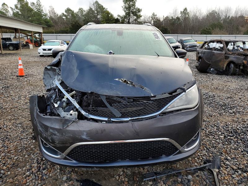 Photo 5 from auction – 2018 CHRYSLER PACIFICA with VIN 2C4RC1BG6JR118947