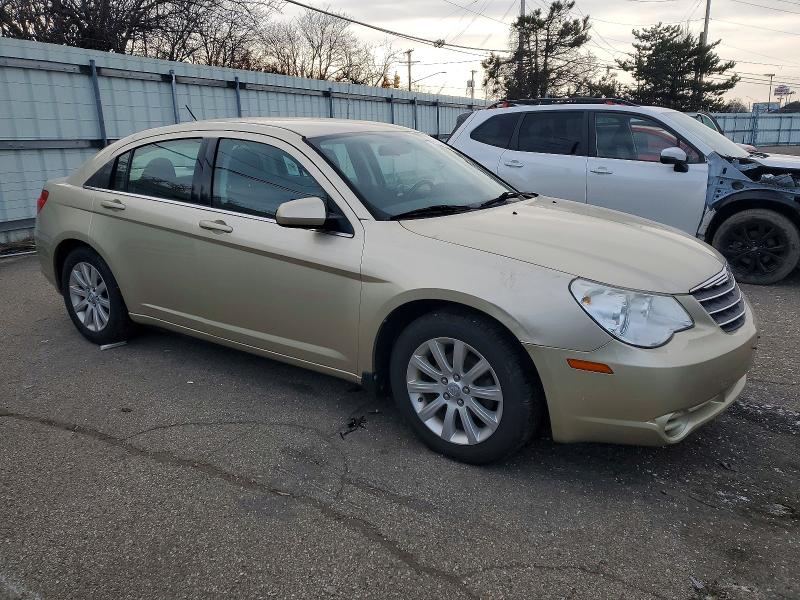 Photo 4 from auction – 2010 CHRYSLER SEBRING LI with VIN 1C3CC5FBXAN111318