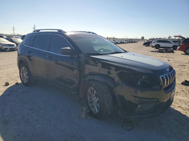 Photo 4 from auction – 2019 JEEP CHEROKEE with VIN 1C4PJLCB8KD376807