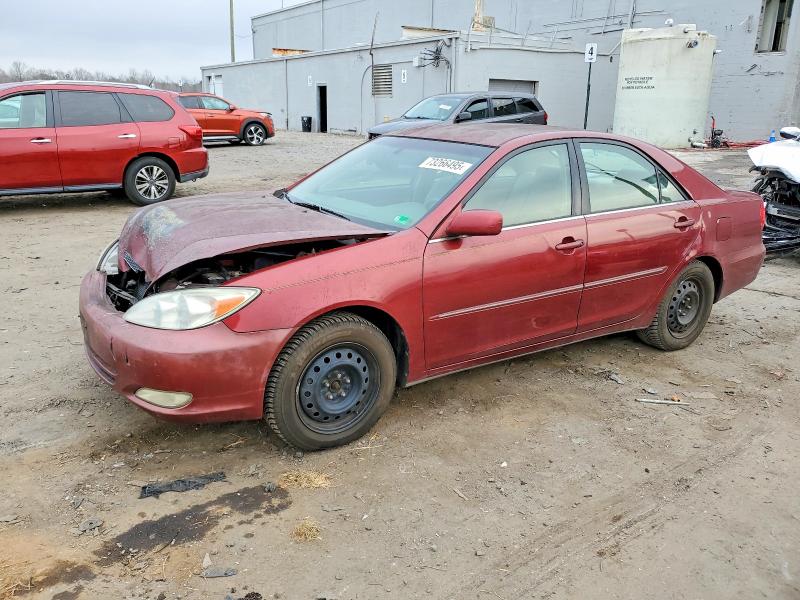 TOYOTA CAMRY LE 2003 with VIN 4T1BE30K13U191093 - Photo from auction