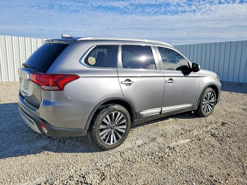 Photo 3 from auction – 2020 MITSUBISHI OUTLANDER with VIN JA4AD3A33LJ001431