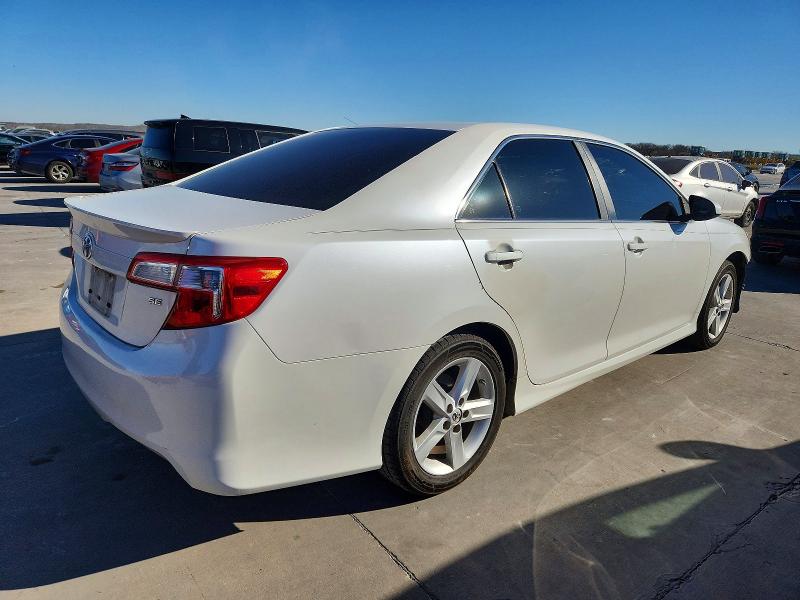 Photo 3 from auction – 2014 TOYOTA CAMRY L with VIN 4T1BF1FK8EU450688