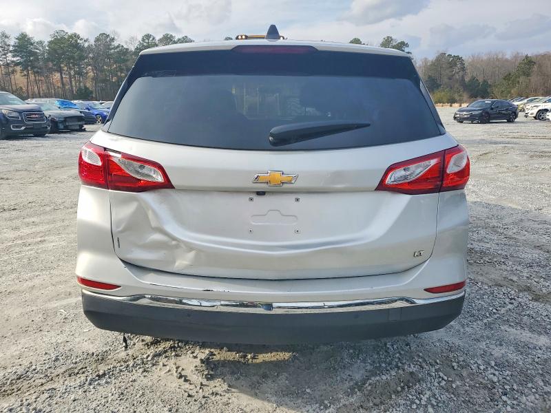 Photo 6 from auction – 2018 CHEVROLET EQUINOX LT with VIN 3GNAXJEV9JS645483