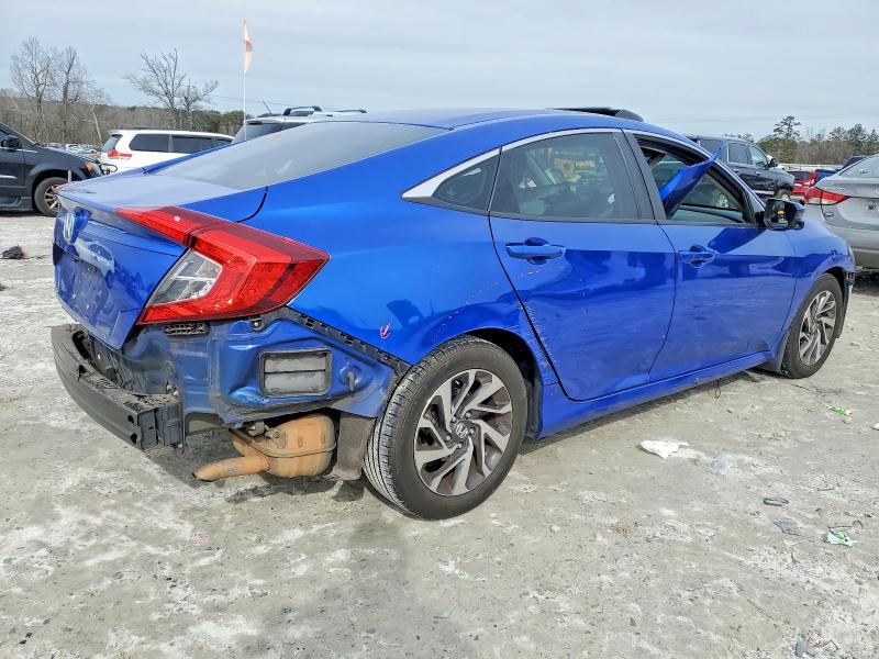 Photo 3 from auction – 2016 HONDA CIVIC with VIN 19XFC2F70GE063800