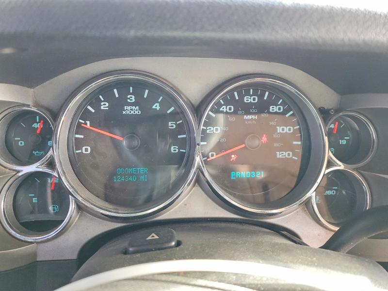 Photo 9 from auction – 2008 CHEVROLET SILVERADO with VIN 1GCEC14CX8Z217179