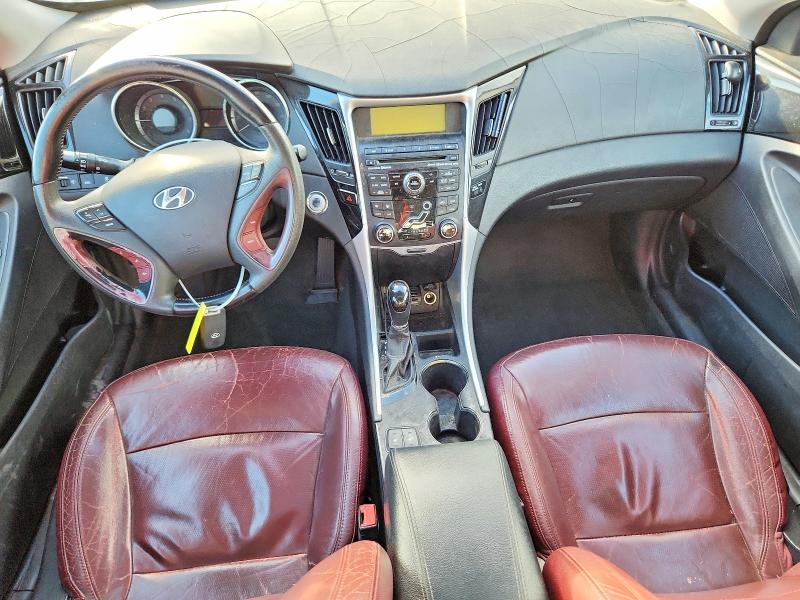 Photo 8 from auction – 2011 HYUNDAI SONATA with VIN 5NPEC4AC8BH273707