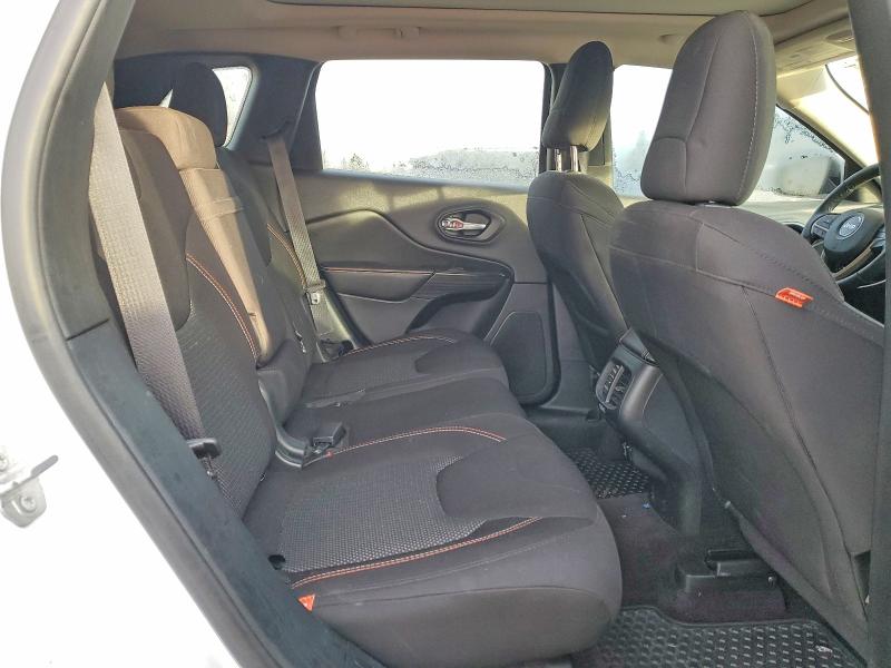 Photo 11 from auction – 2016 JEEP CHEROKEE L with VIN 1C4PJMCS4GW289858