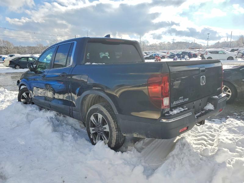 Photo 2 from auction – 2017 HONDA RIDGELINE with VIN 5FPYK3F68HB029468