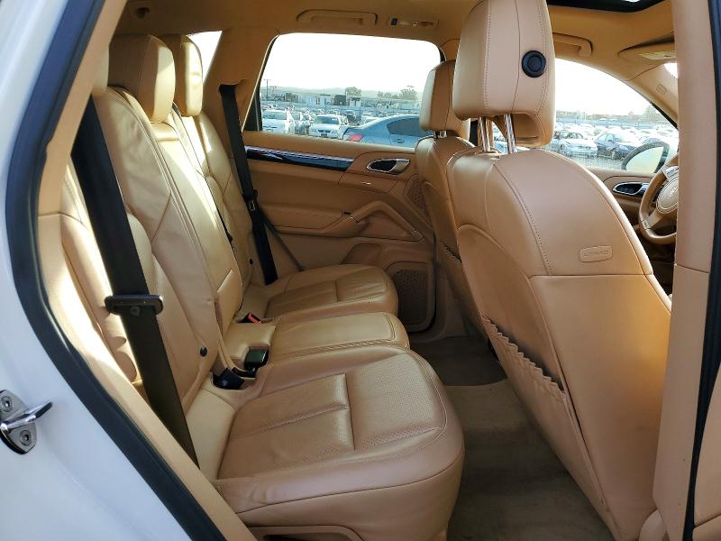 Photo 11 from auction – 2012 PORSCHE CAYENNE with VIN WP1AA2A28CLA04764