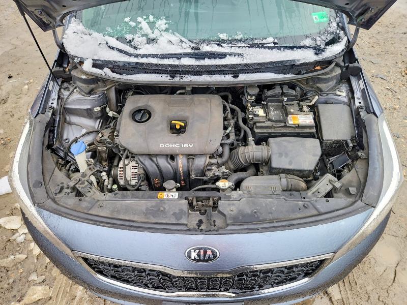 Photo 11 from auction – 2018 KIA FORTE LX with VIN 3KPFL4A76JE178430