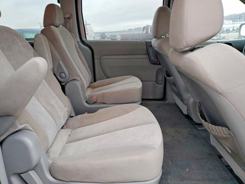 Photo 11 from auction – 2011 KIA SEDONA with VIN KNDMG4C70B6388120