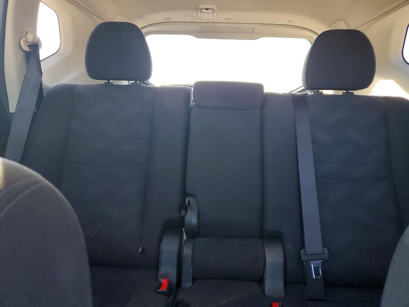 Photo 10 from auction – 2015 NISSAN ROGUE S with VIN KNMAT2MT2FP531437