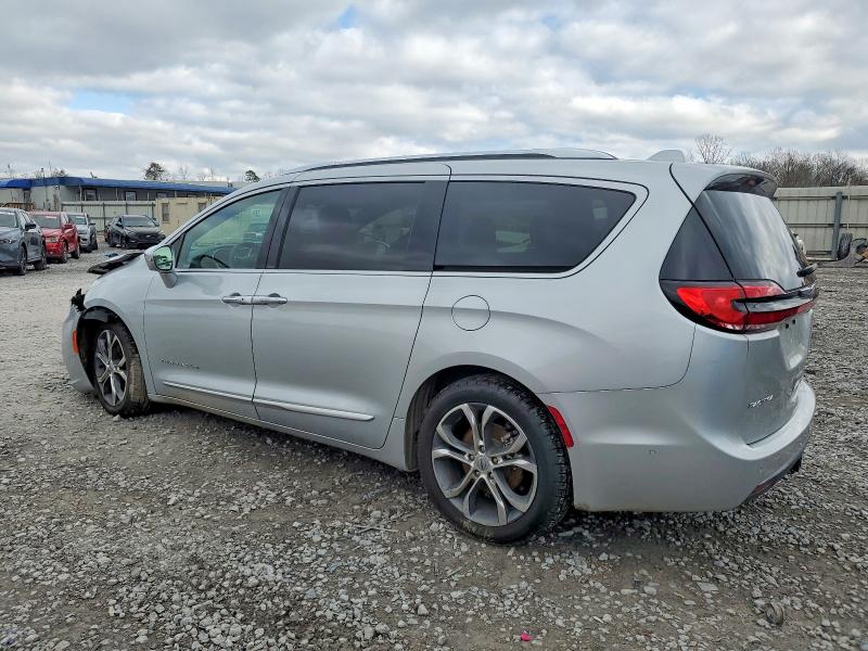 Photo 2 from auction – 2022 CHRYSLER PACIFICA P with VIN 2C4RC1PG7NR163846