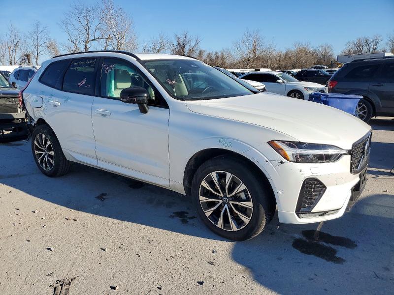 Photo 4 from auction – 2024 VOLVO XC60 PLUS with VIN YV4L12RL6R1915488