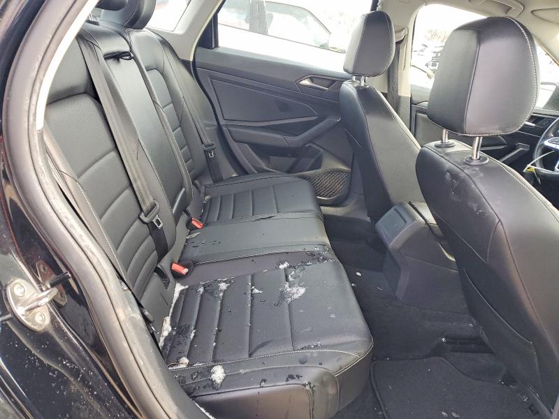 Photo 10 from auction – 2022 VOLKSWAGEN JETTA with VIN 3VWEM7BU0NM021547