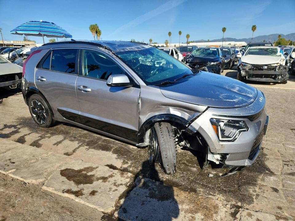 Photo 4 from auction – 2023 KIA NIRO WIND with VIN KNDCR3L1XP5038325
