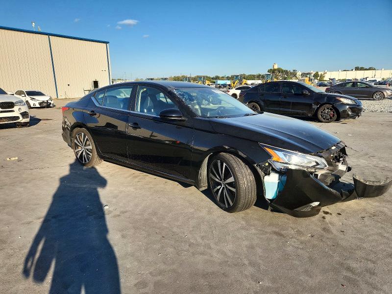 Photo 4 from auction – 2022 NISSAN ALTIMA SR with VIN 1N4BL4CV9NN376727