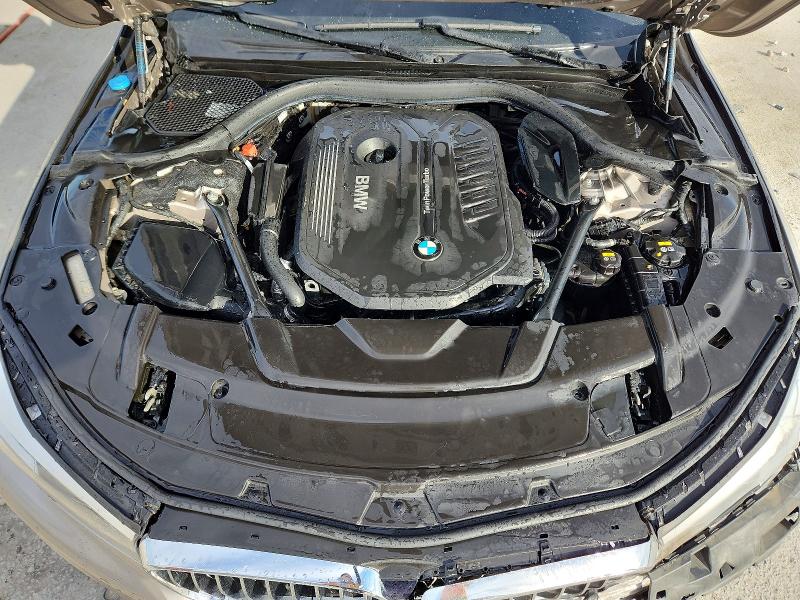 Photo 11 from auction – 2016 BMW 740 with VIN WBA7E2C55GG738717