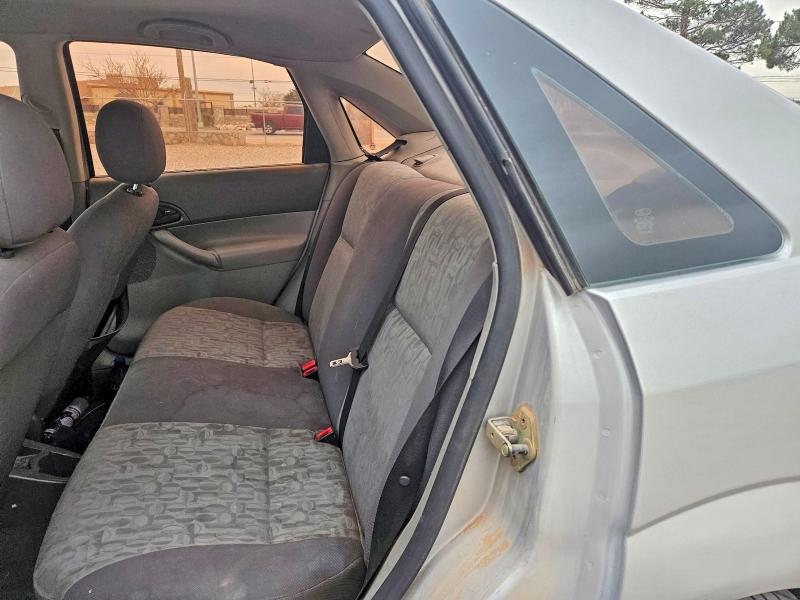 Photo 6 from auction – 2005 FORD FOCUS with VIN 1FAFP34N15W193931