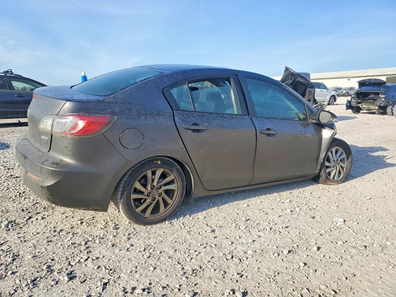 Photo 3 from auction – 2012 MAZDA 3 I with VIN JM1BL1W77C1606856