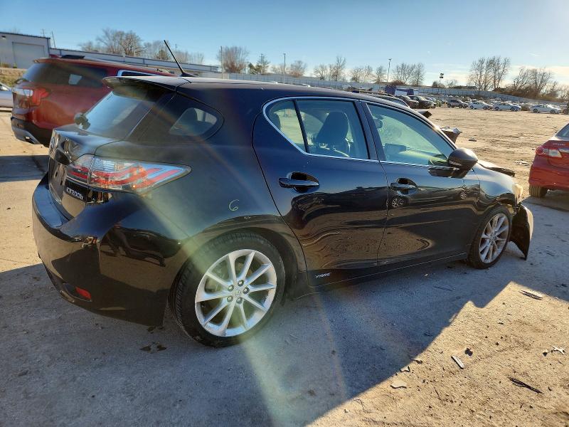 Photo 3 from auction – 2013 LEXUS CT with VIN JTHKD5BH2D2158281