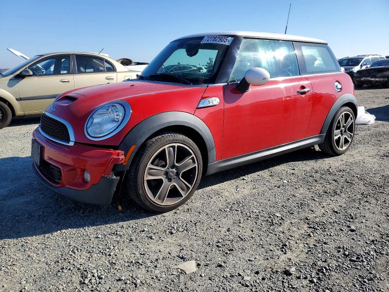 MINI COOPER S 2013 with VIN WMWSV3C54DT392940 - Photo from auction