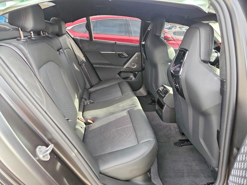 Photo 10 from auction – 2026 BMW M5 with VIN WBS83FK04TCV63316