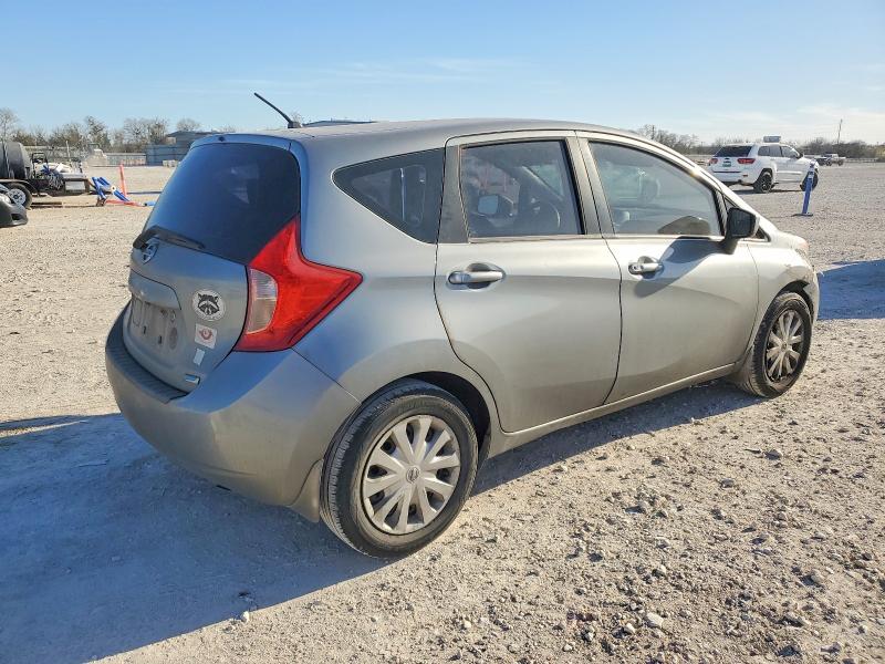 Photo 3 from auction – 2015 NISSAN VERSA NOTE with VIN 3N1CE2CP5FL357255