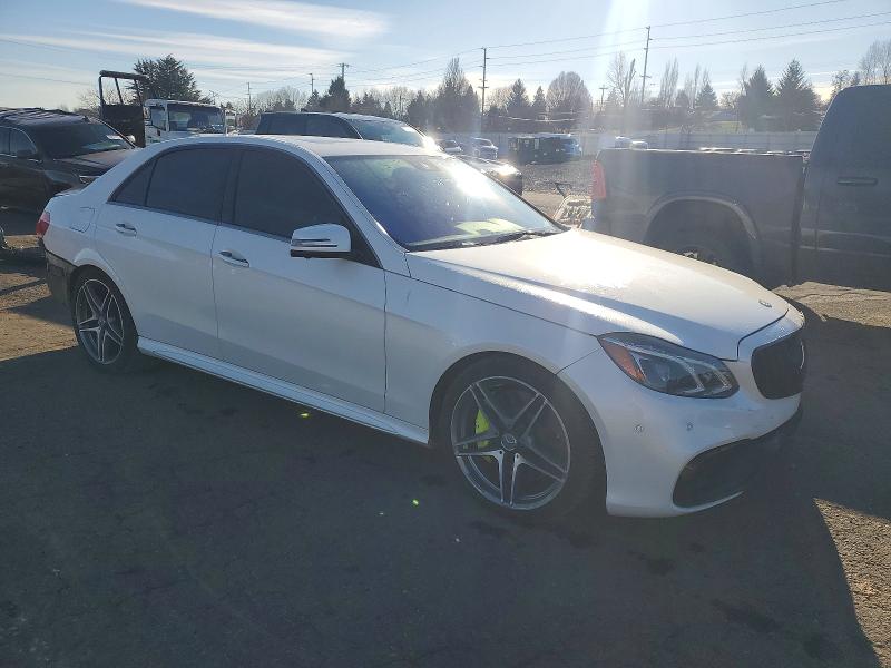 Photo 4 from auction – 2014 MERCEDES-BENZ E with VIN WDDHF9BB9EB041703
