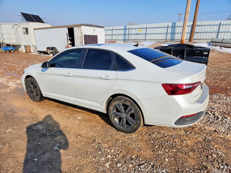 Photo 2 from auction – 2022 VOLKSWAGEN JETTA with VIN 3VW7M7BUXNM016493