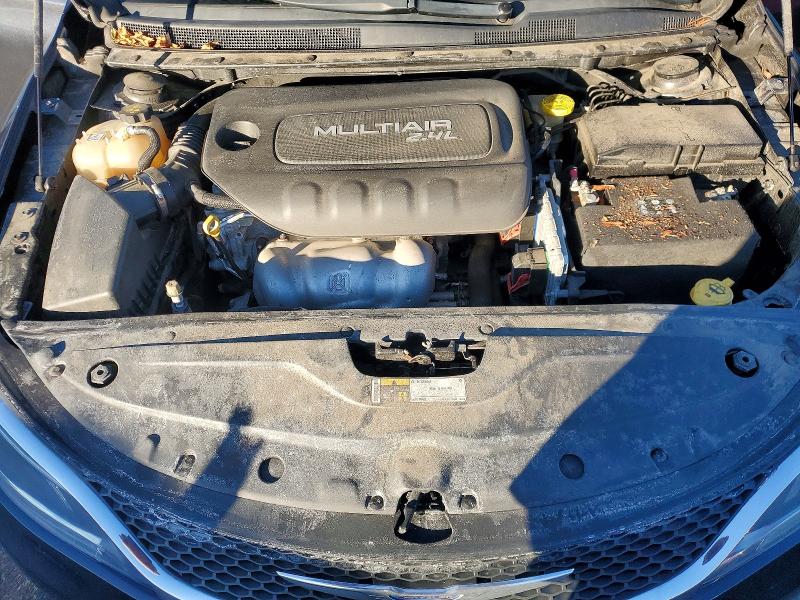 Photo 11 from auction – 2017 CHRYSLER 200 LIMITE with VIN 1C3CCCAB7HN503002