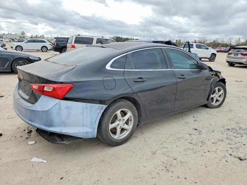 Photo 3 from auction – 2017 CHEVROLET MALIBU LS with VIN 1G1ZB5ST7HF143597