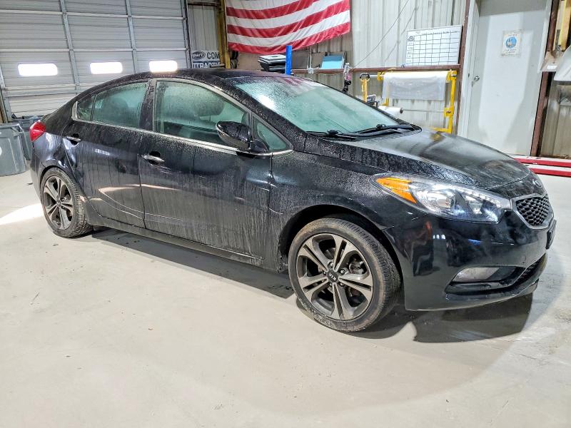 Photo 4 from auction – 2016 KIA FORTE with VIN KNAFZ4A81G5550085